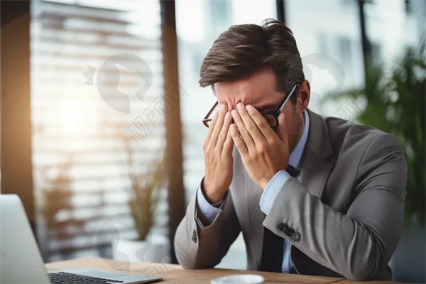 半飞秒手术后三个月眩光症状是否能够完全恢复?相关因素有哪些?