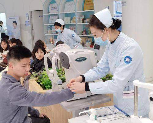 七、太原麦迪格眼科医院真实的患者评价如下：